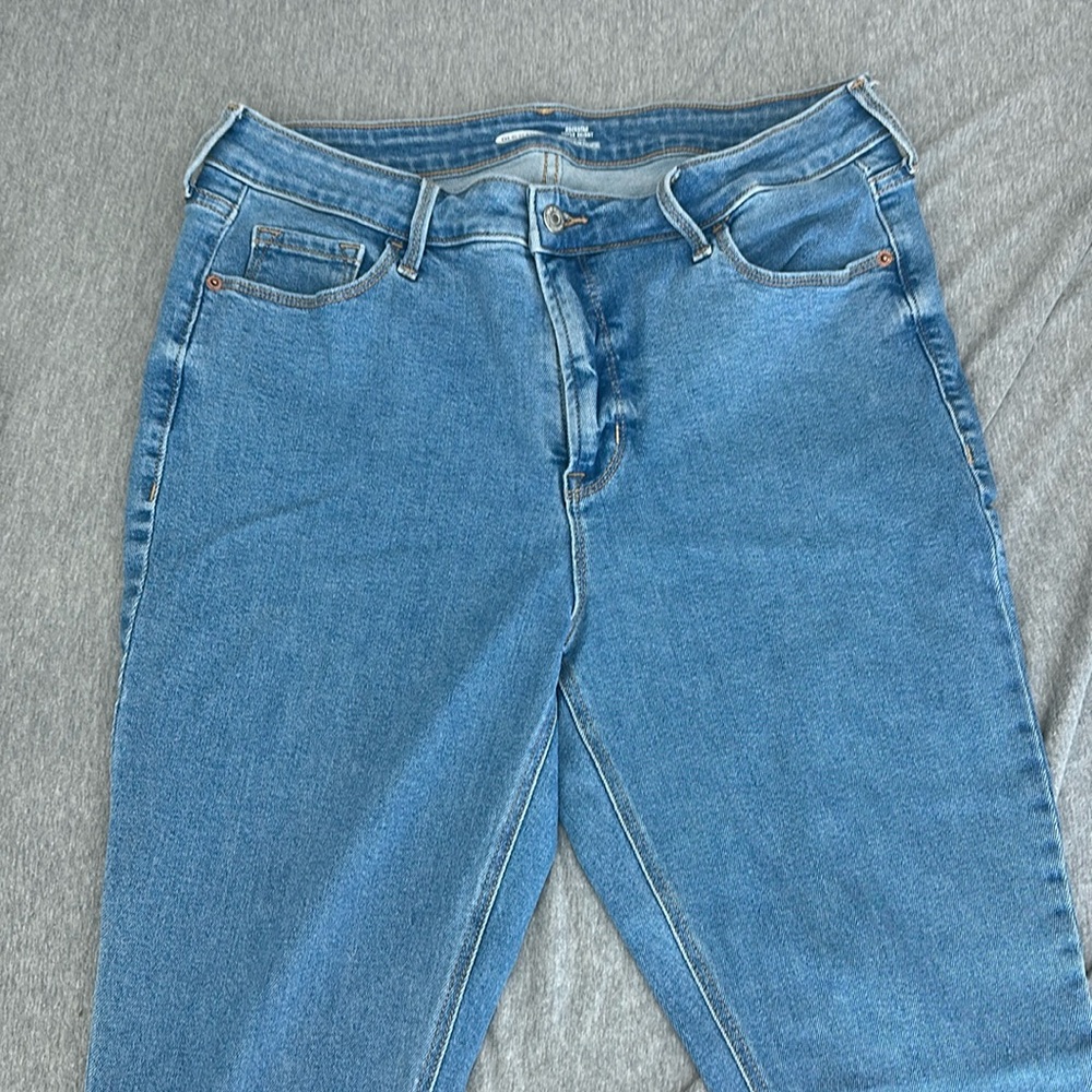 Old Navy Rockstar skinnny jeans size 14